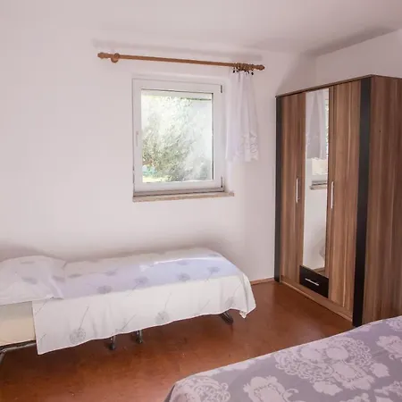 Apartment Ema-dany *